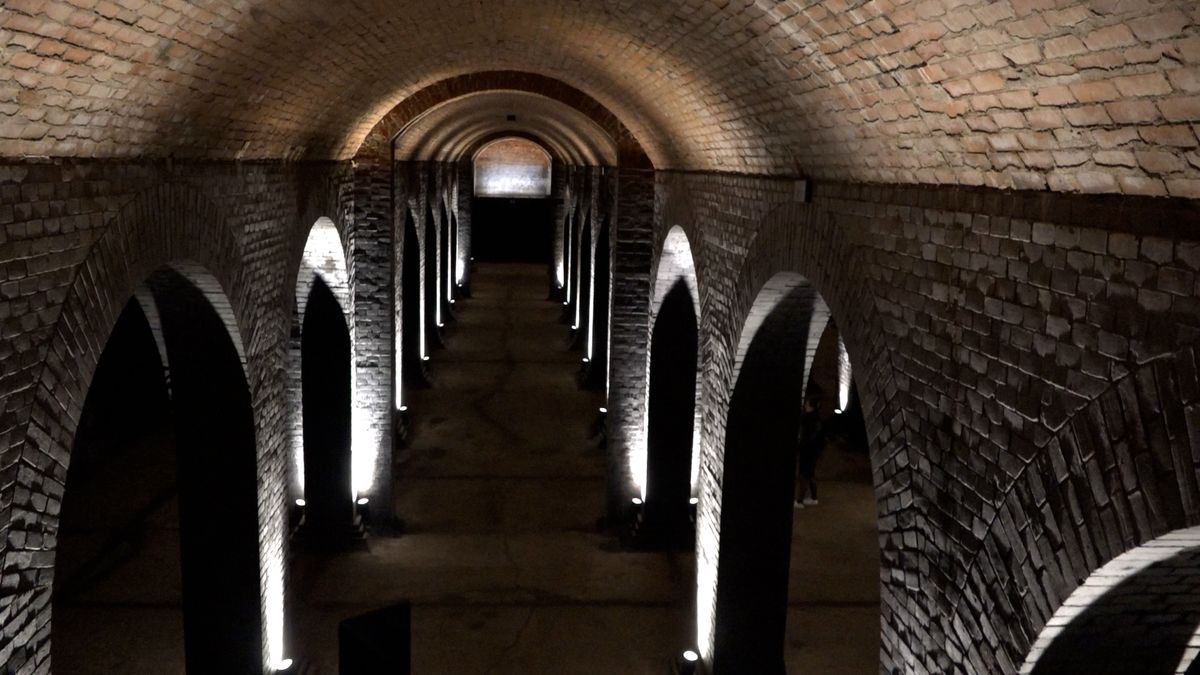 Historické vodojemy v Brně připomínají podzemní katedrály. Příští rok se veřejnosti otevře další